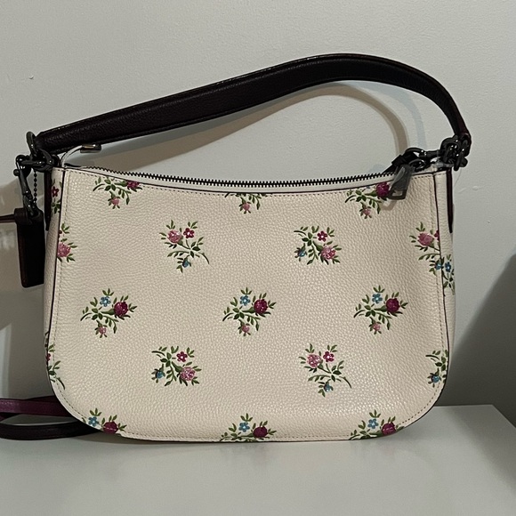 NWT Coach Chelsea Crossbody Bag - Chalk White with Floral Print - Picture 8 of 12